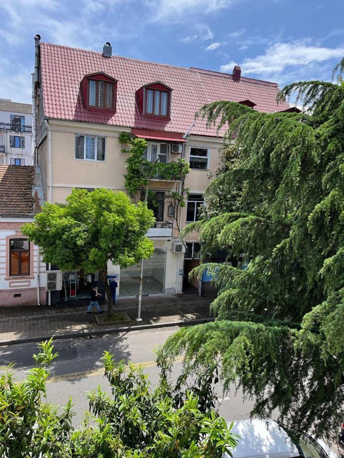 Old Clty Hotel Батуми Екстериор снимка
